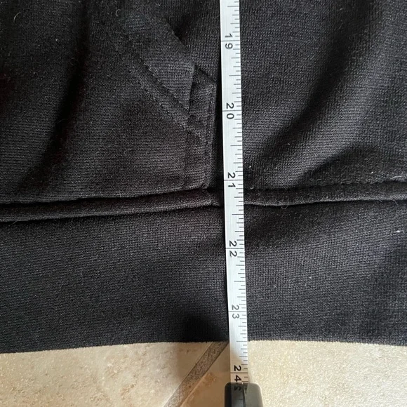 Gymshark Black Hoodie with Blue Accents - Picture 5 of 6